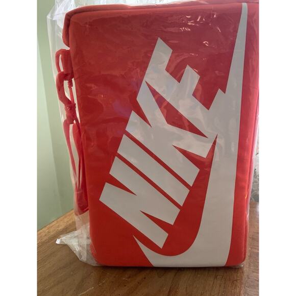 Nike Crossbody Shoe Box Bag (12L) Orange/White One Size - Picture 6 of 7